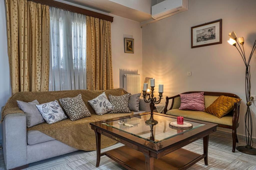 La Casa De Cambo Villa Gaitani Luaran gambar